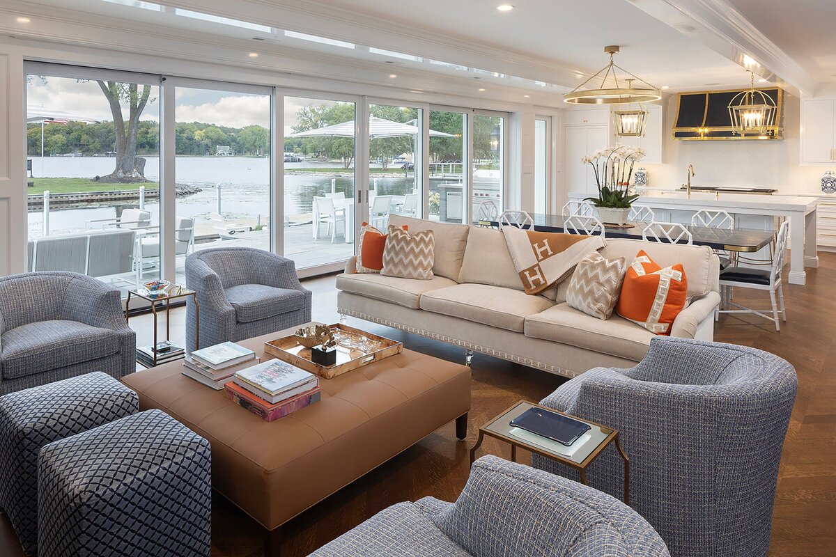 Luxury_Custom_Lake_Home_08