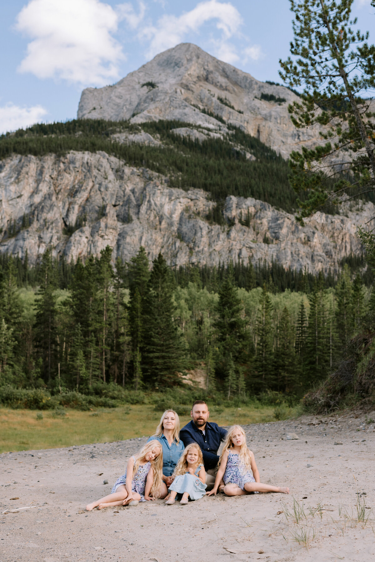 family-kananaskis-country-alberta