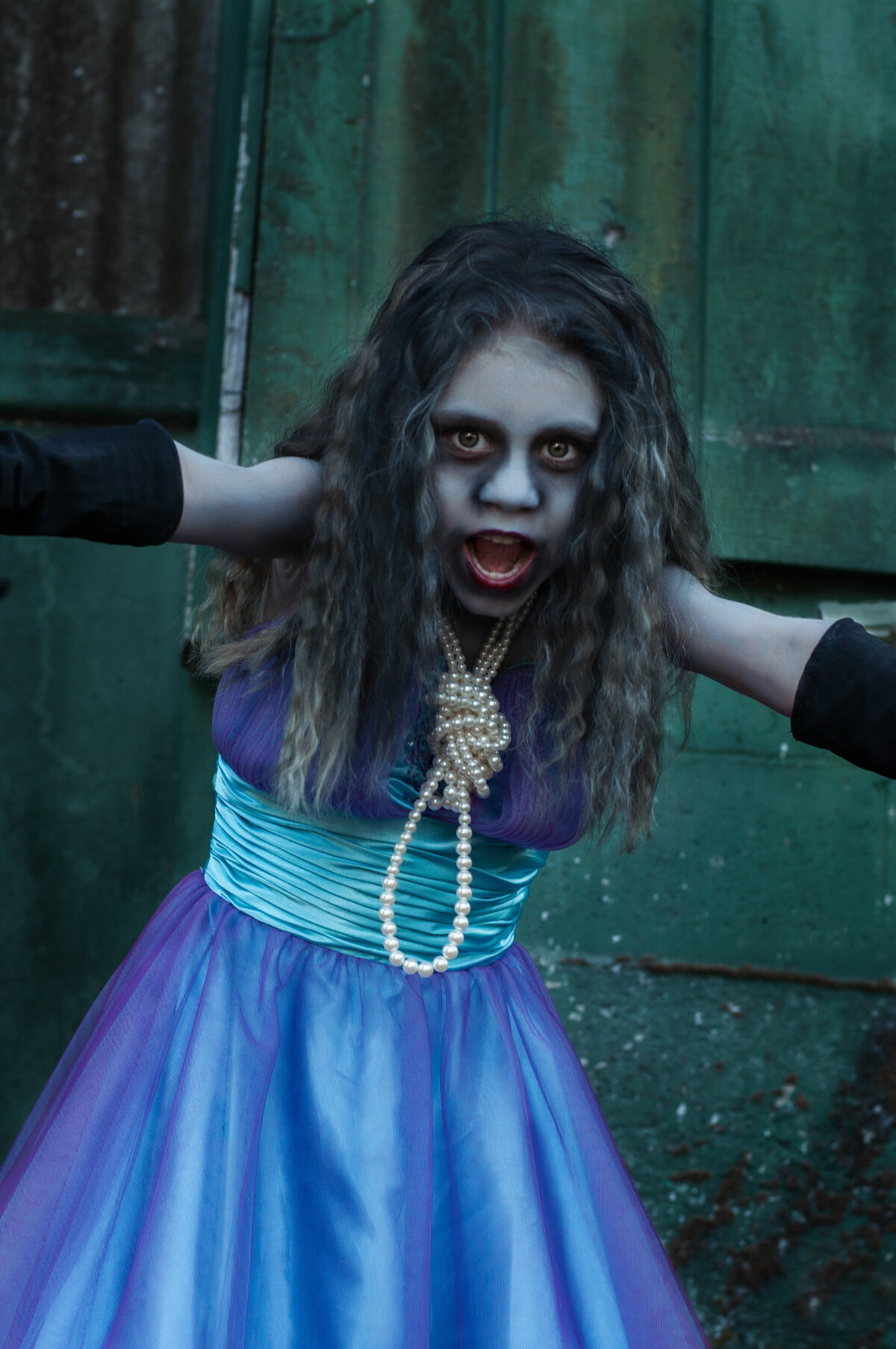 Zombie girl 1