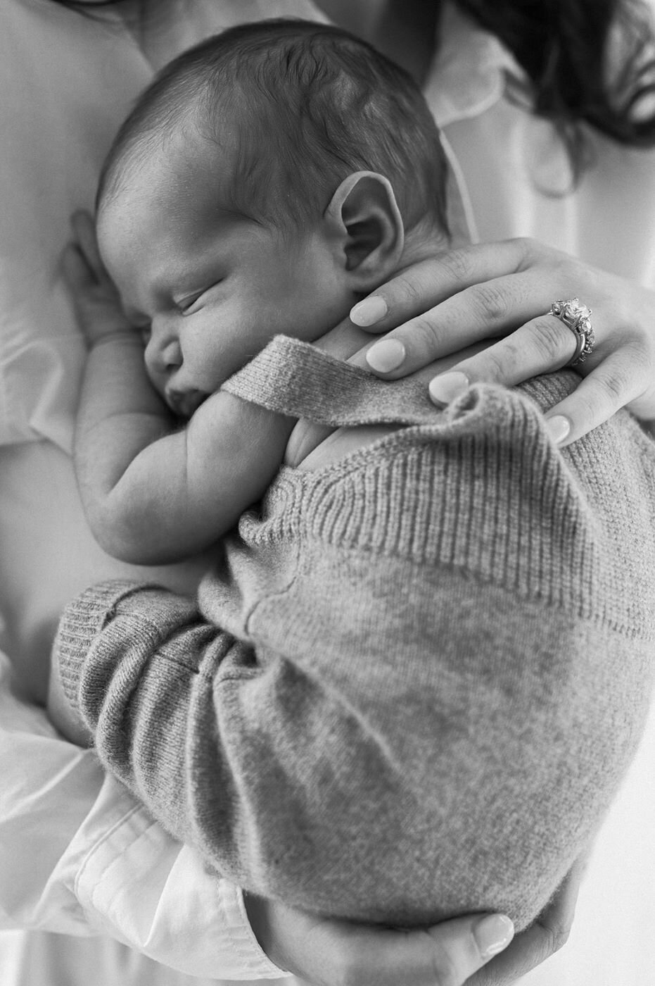 bella-luce-by-michelle-andrea-new-england-photographer-newborn-perry-family-32