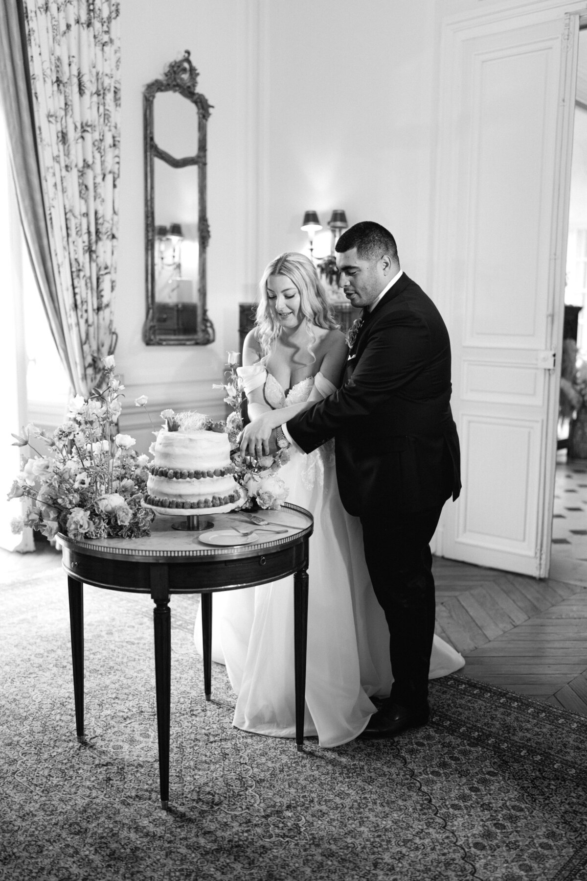 French Castle Wedding - Justine Berges-221