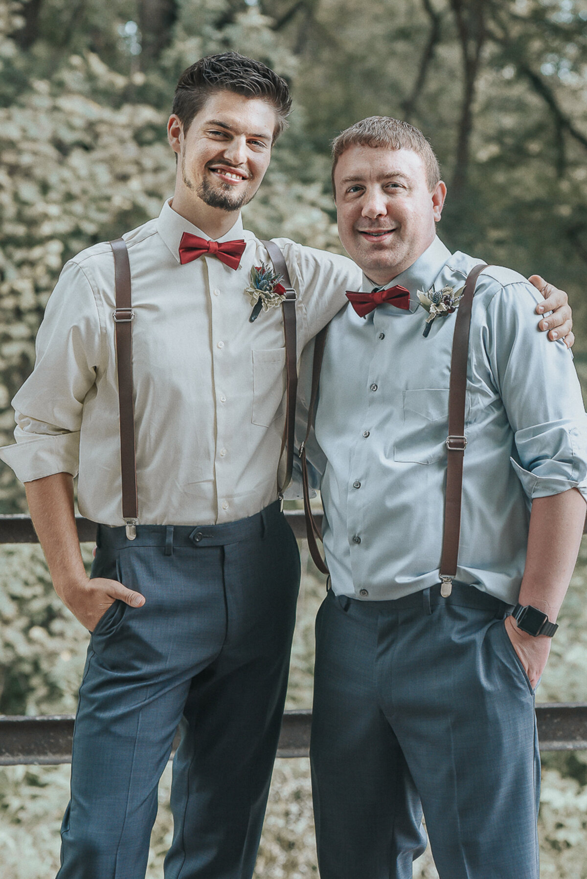 wedding bridal party | Iowa wedding photographer | Iowa Photographer | Playlife | Cedar Rapids | Iowa City | Kalona | Alaynna Ann Schwartz-44