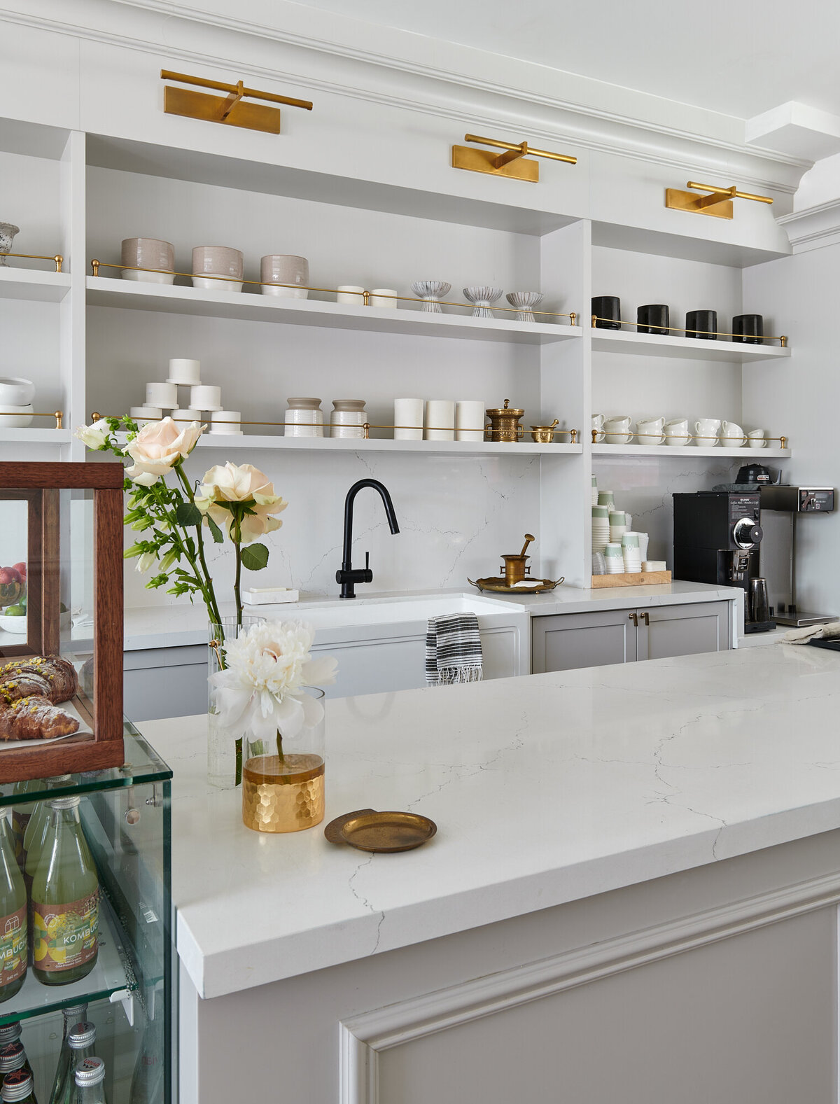 toronto-cafe-interior-design-olivias-garden