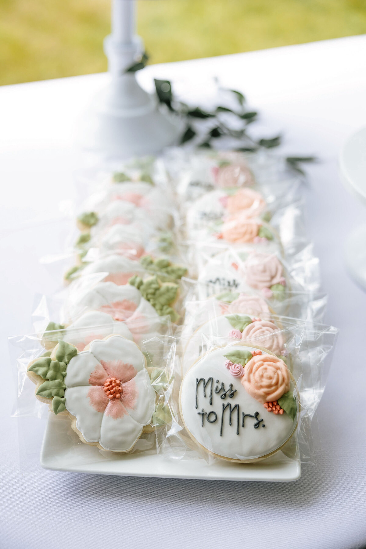 bridal-shower-cookies-in-massachusetts-1