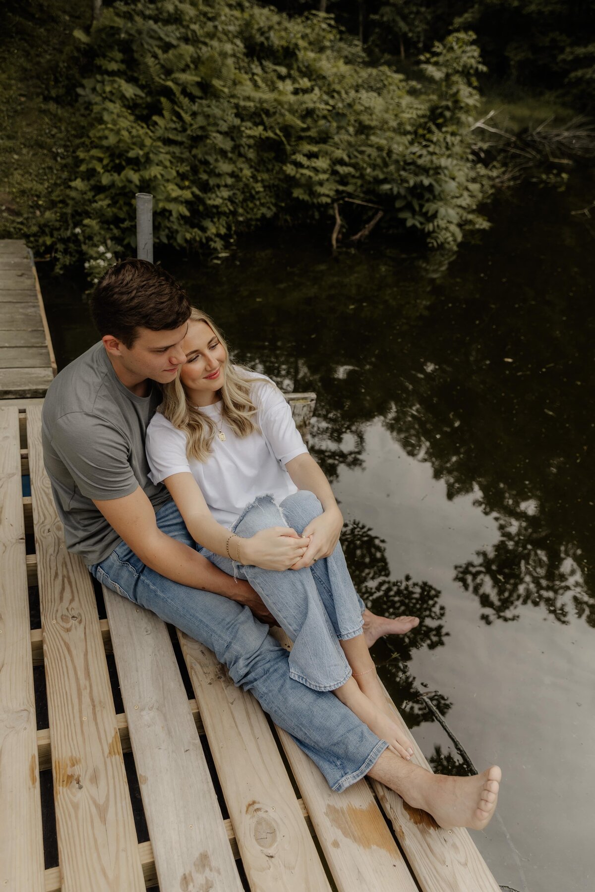 private-pond-couples-session-15