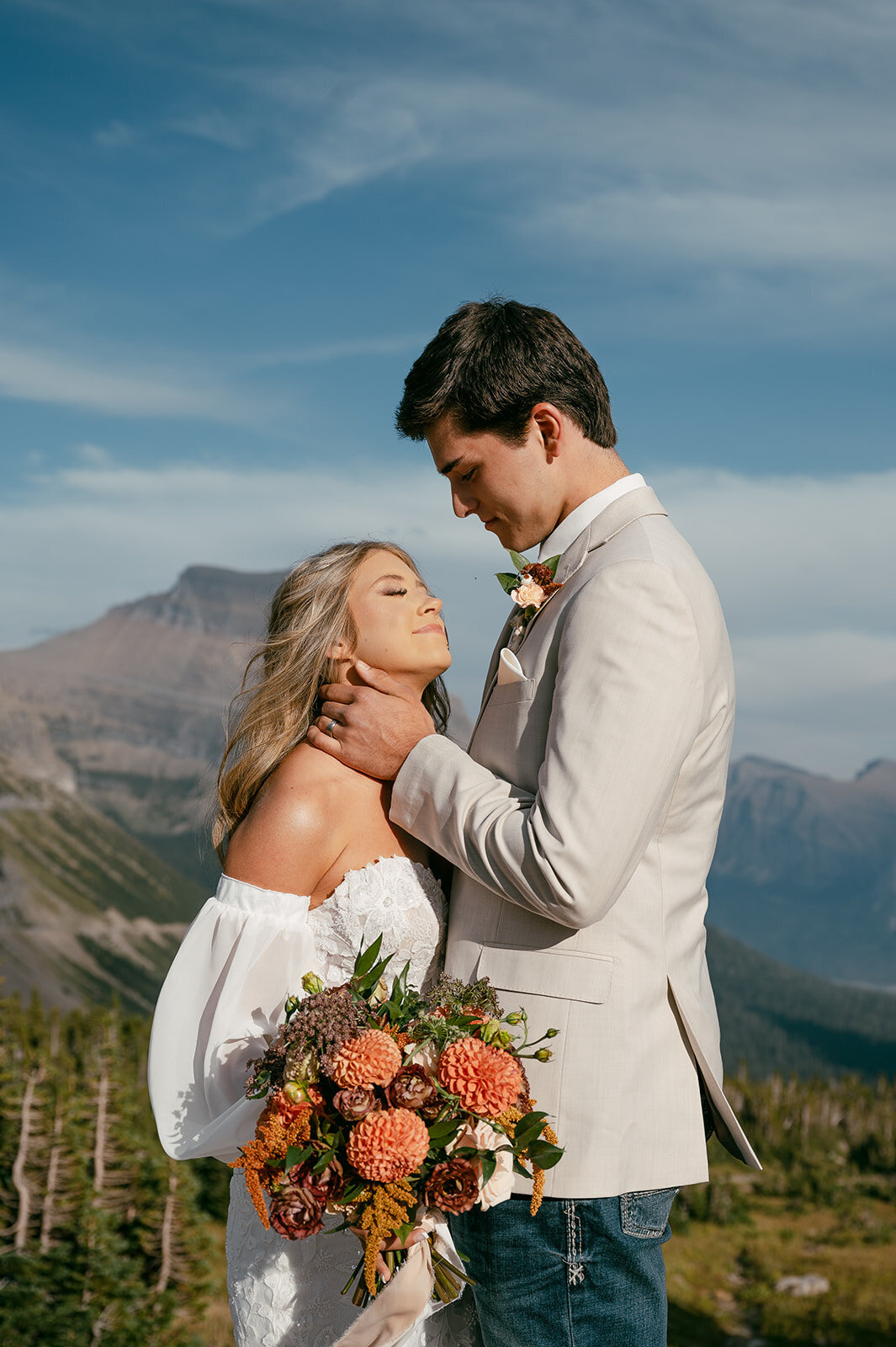 presley-gray-photo-glacier-national-park-elopement-7008