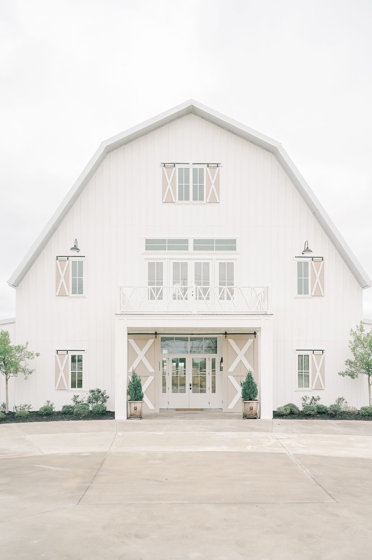 TheFarmatRuthNest_RaeDeLainWeddings-2454
