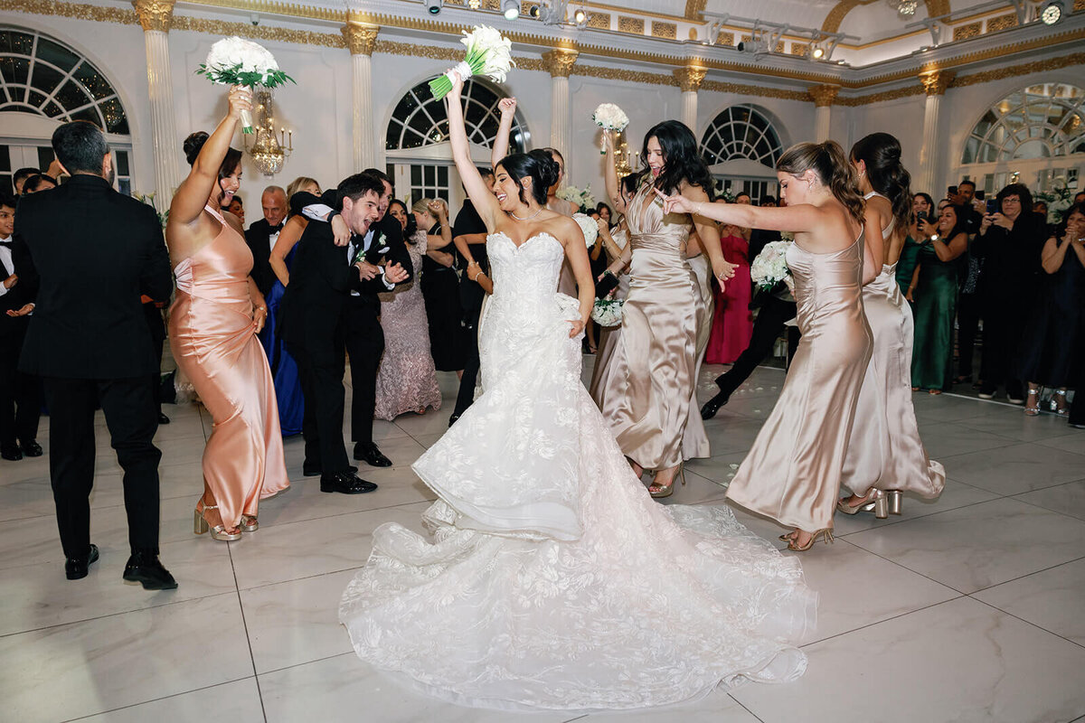 New Jersey Wedding Photographer_Crystal Plaza_0095