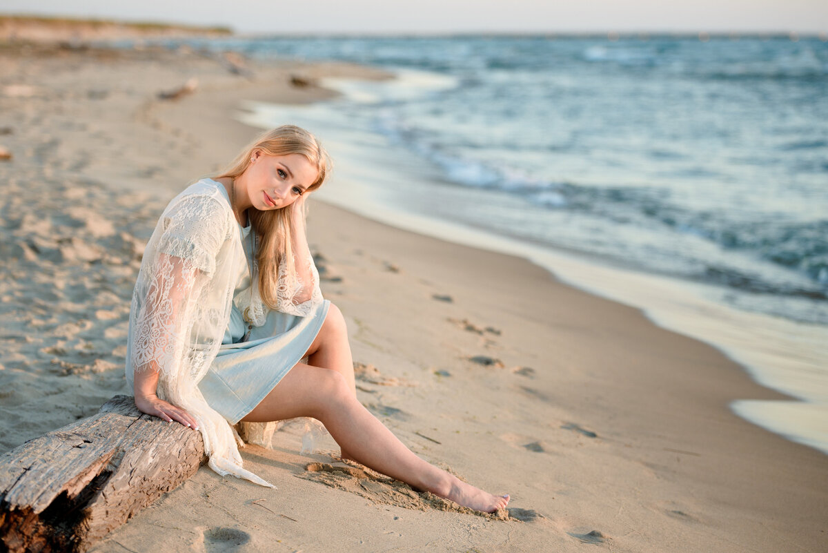 Lake Michigan and Grand Haven Senior Pictures Images by Jennifer-06