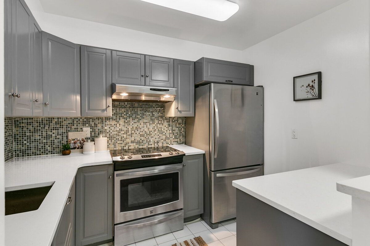 19-web-or-mls-15_001_Kitchen