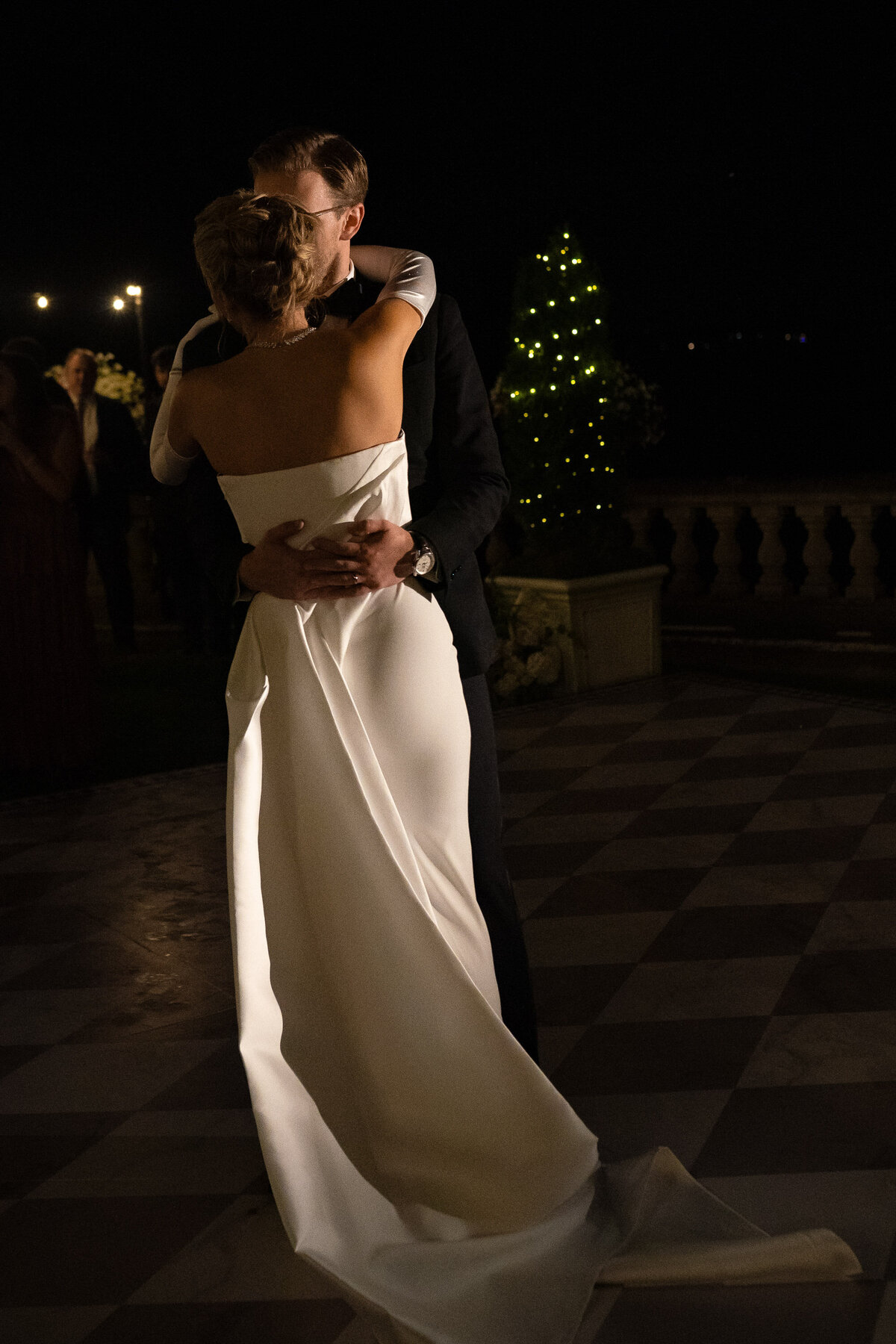 golden hour champagne ivory stone manor wedding lake geneva-97
