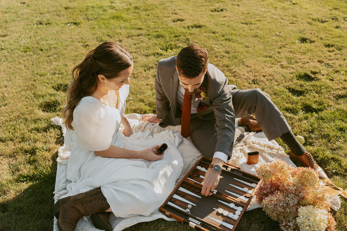 Emily-Noelle-Photo-Wedding-Photos-Wind-Mountain-Ranch-Oregon-00081