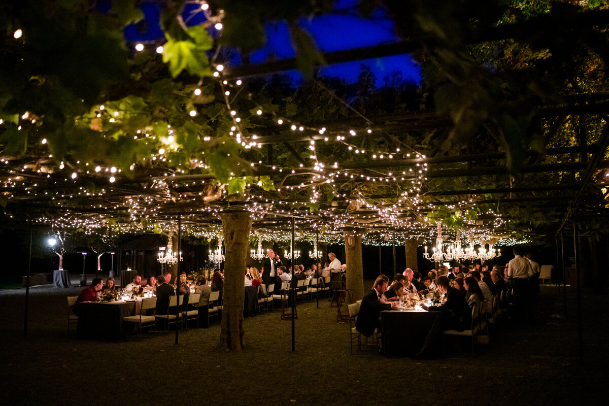 Napa Wedding at Beaulieu Vineyards | Photographed by Duy Ho