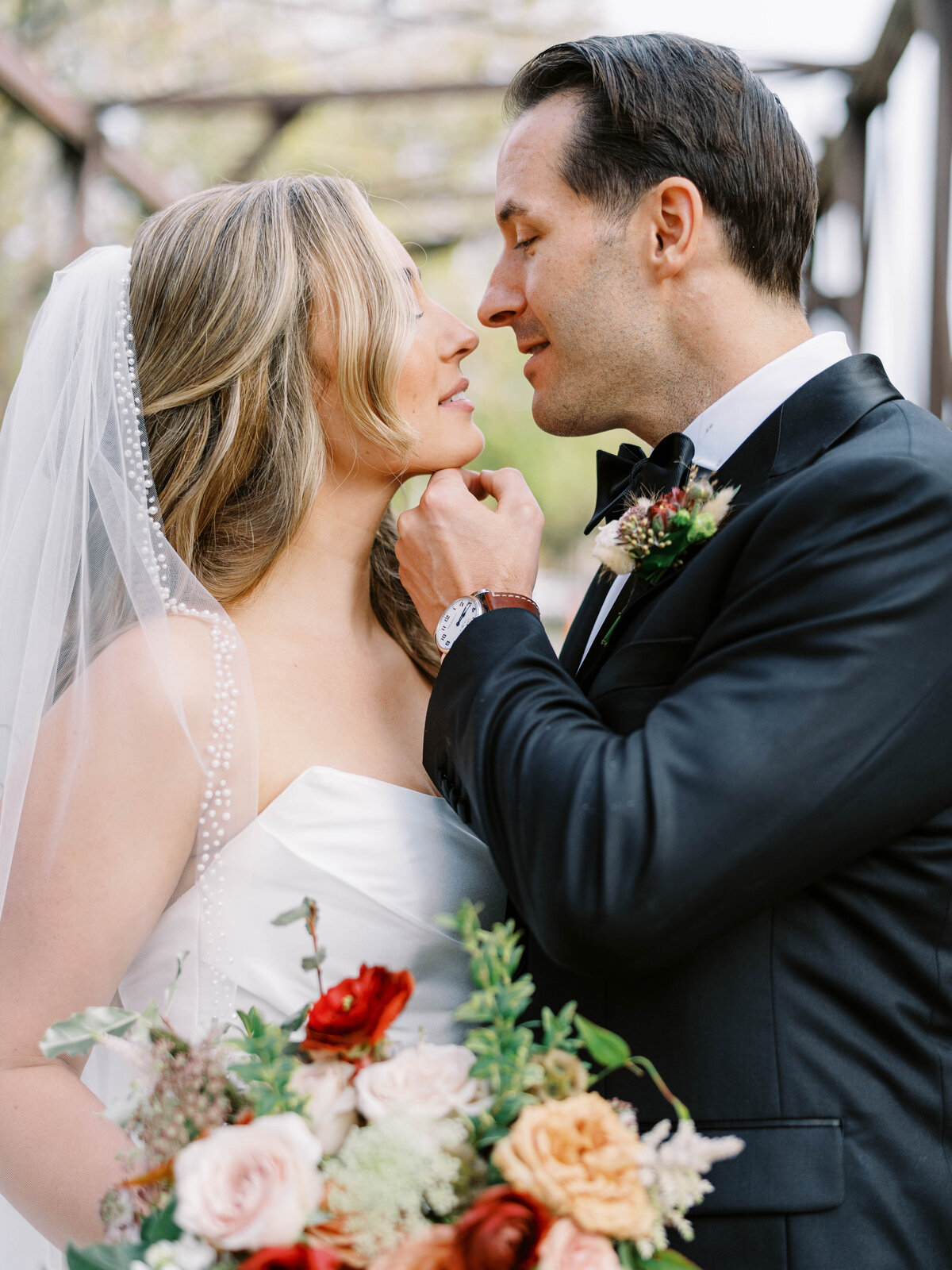 Phoenixville-Foundry-Romantic-Fall-Wedding-Photographer-Bride-Groom-Photos41