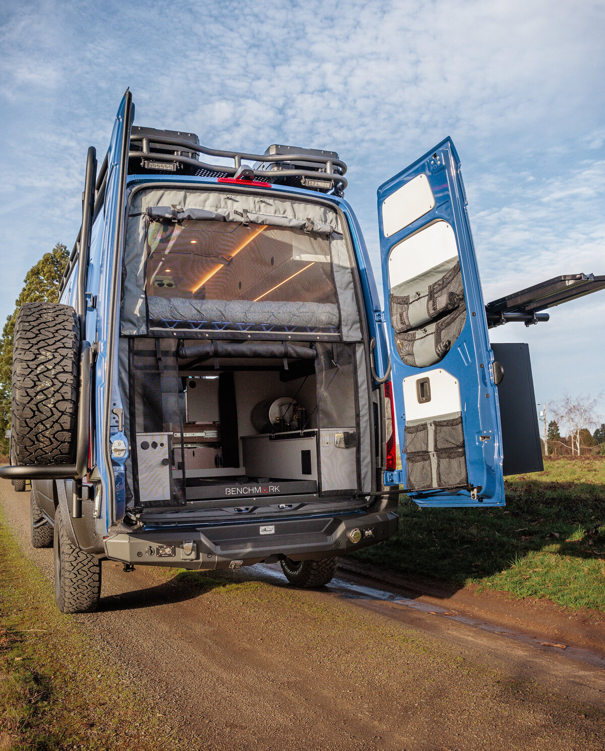 3_FORADVENTURE_108_BenchmarkVehicles5