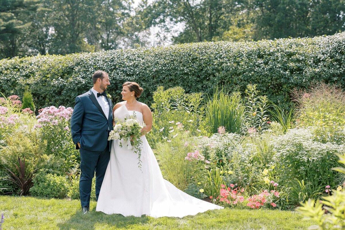 Glen Magna Farms Wedding-Halie Child Photography-19