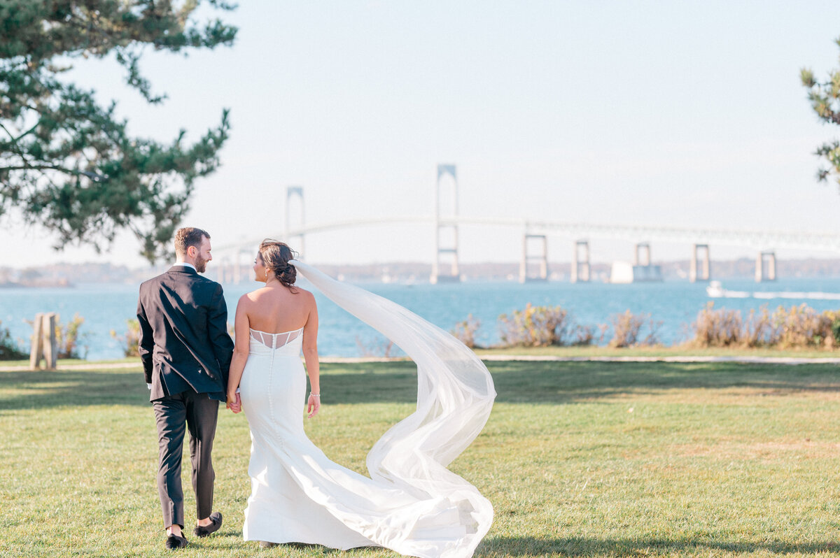 Newport-Harbor-Island-Resort-Wedding30