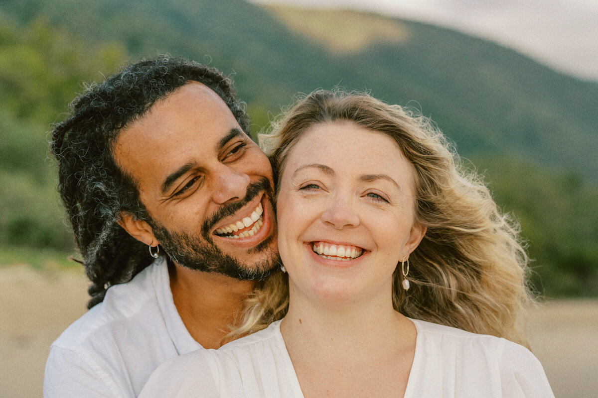 ellis-beach-sunrise-family-engagement-shoot-175