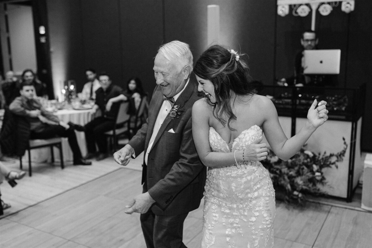 black-butte-ranch-sisters-oregon-wedding-029