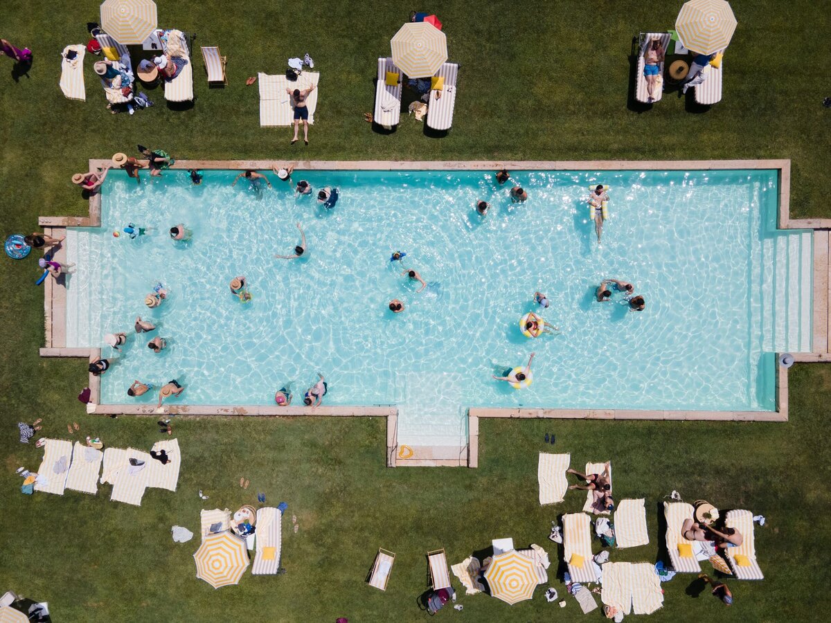 Luxury-chateau-pool-France