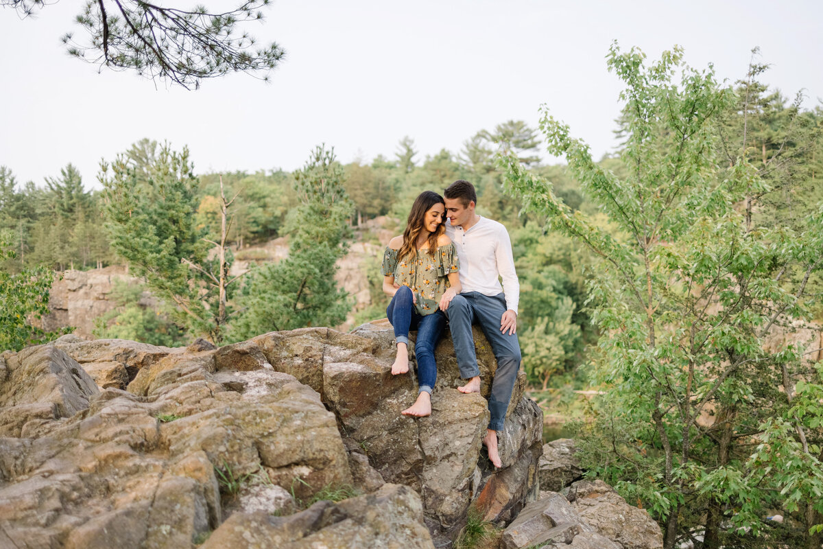 Taylors-Falls-MN-Fall-Engagement-Session