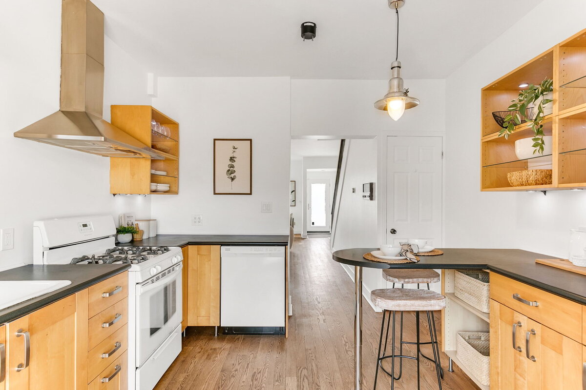 20-web-or-mls-15_003_Kitchen