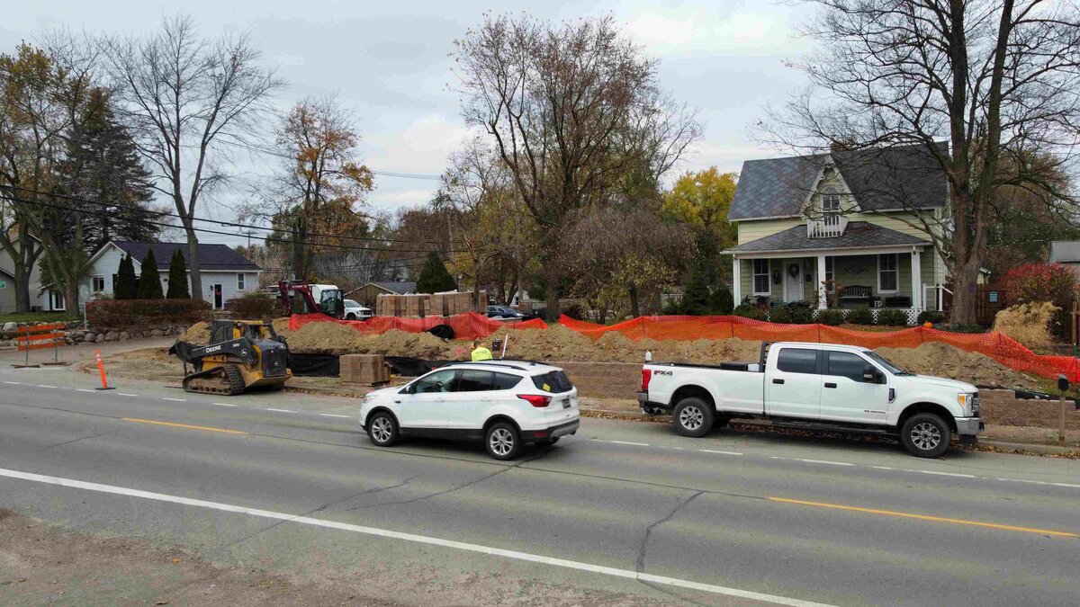 clarkston-road-lake-orion-pedestrian-pathway-repair-highland-services