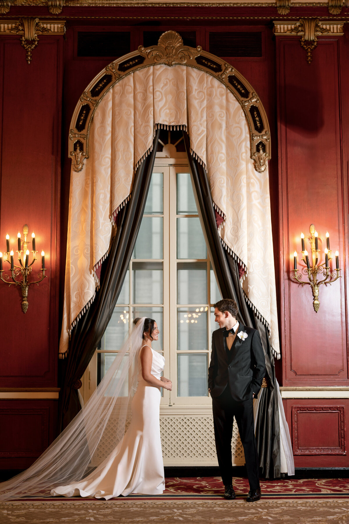 Berlez-Aspen-Avenue-Chicago-Wedding-Photographer-Palmer-House-Celebrate-Planning-Yanni-Design-Dimitra-Shannon-O'Brien-Magazine-Editorial-53