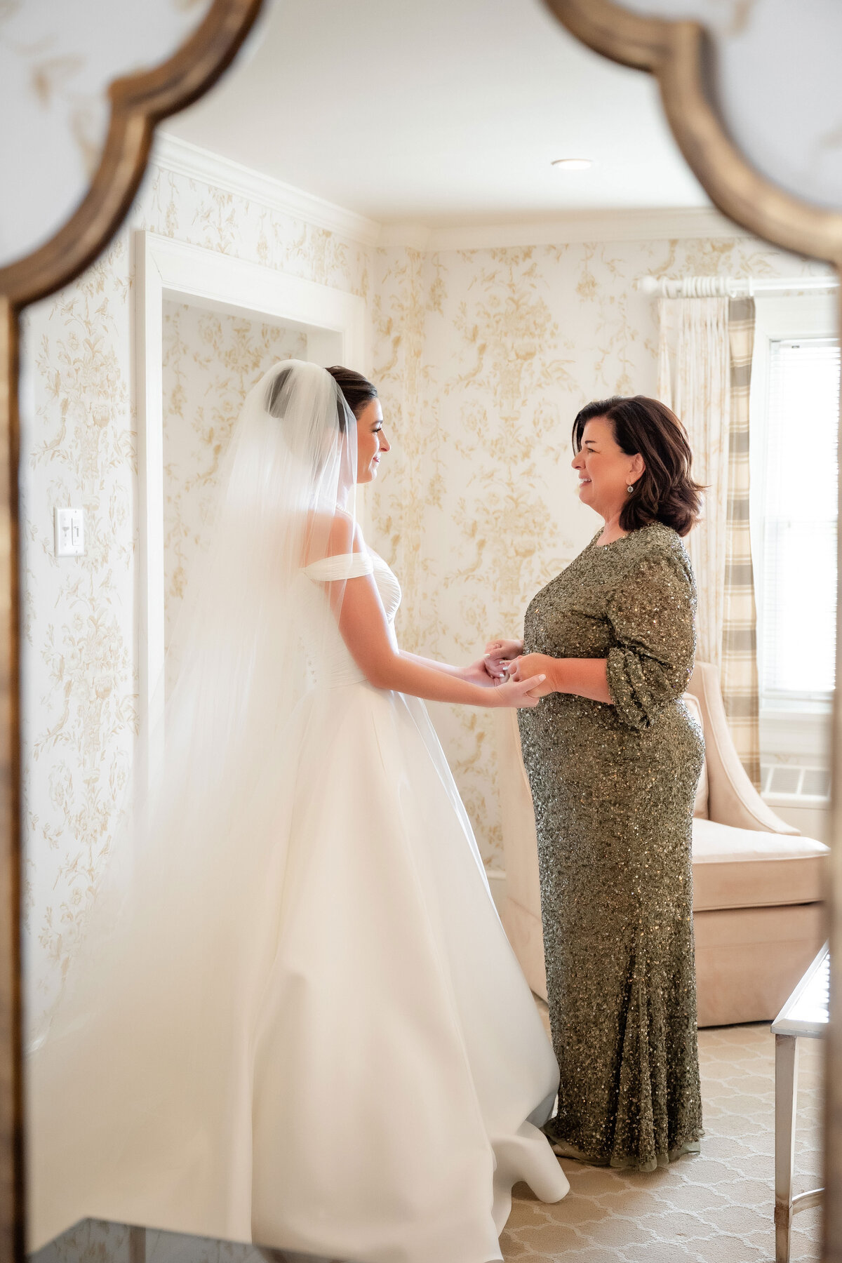 mom and daughter on wedding day in pittsburgh golf club bridal suite