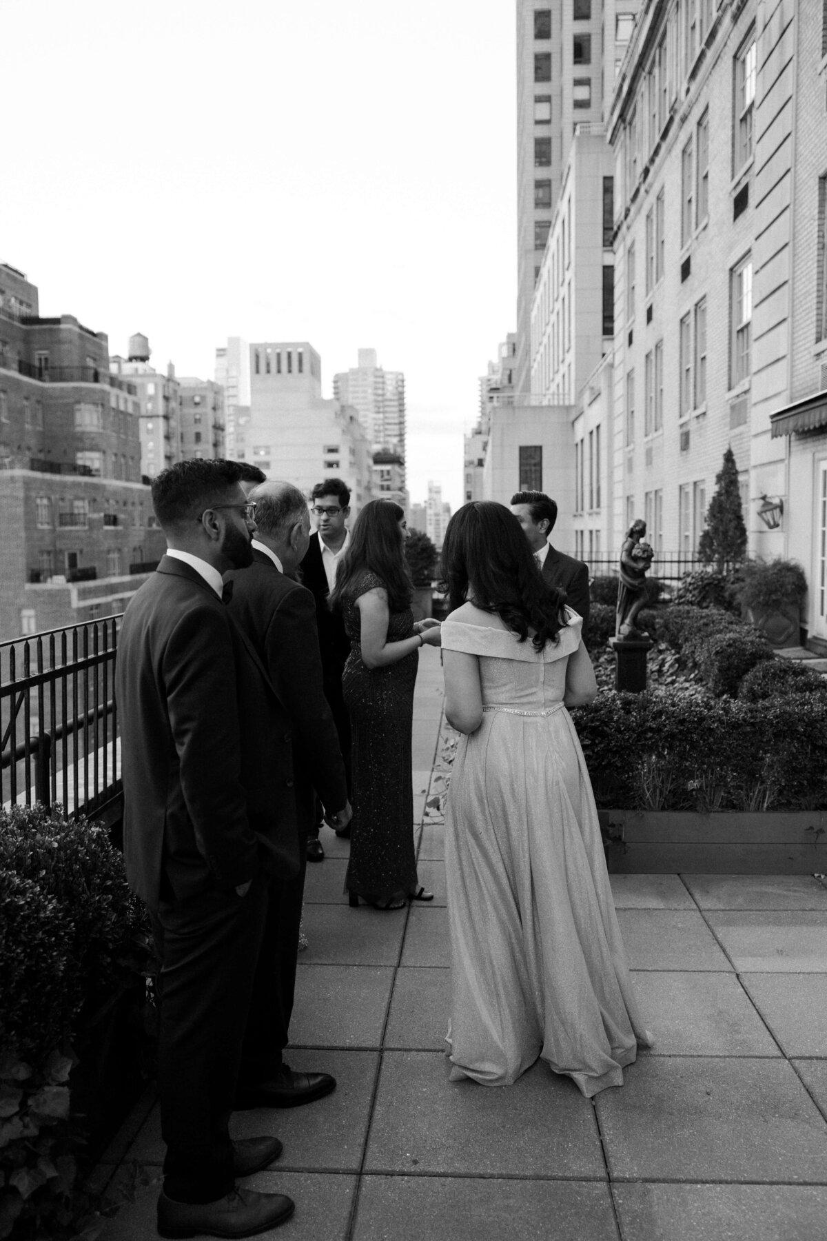 Alyssa_Flood_Photography_Pehalvi_Akshay_Engagement-13