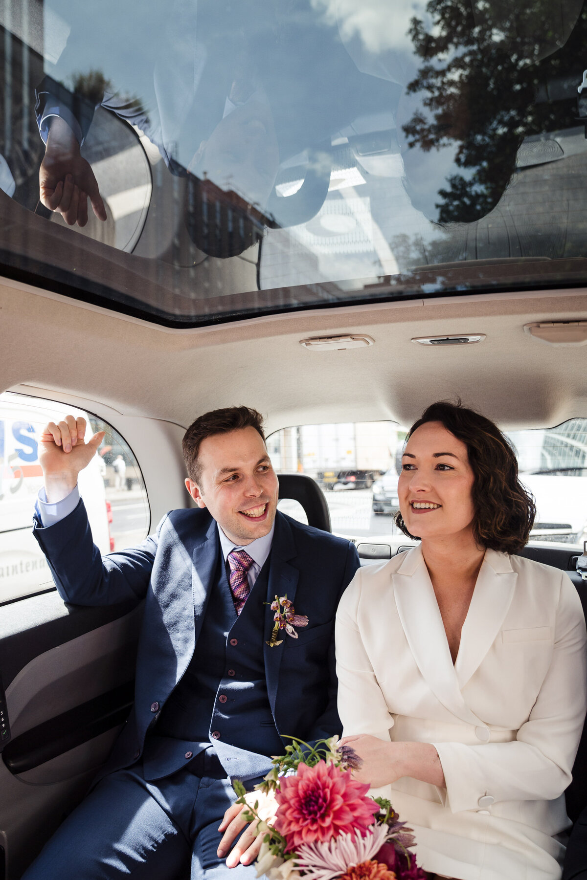 intimate-london-old-marylebone-town-hall-wedding-54