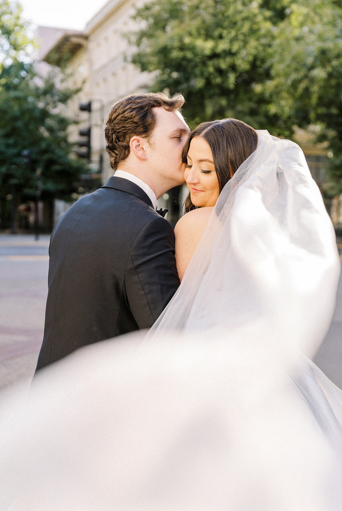 downtown-sacramento-firehouse-wedding-032