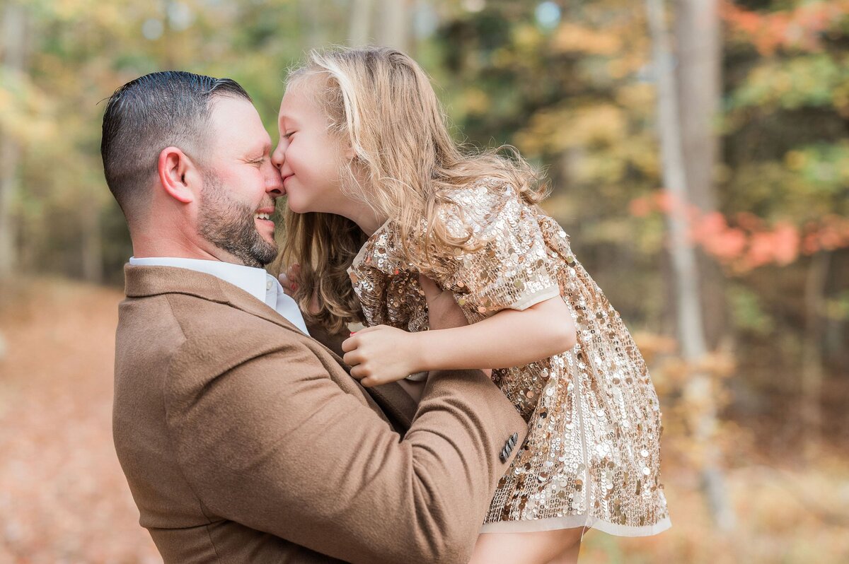 Forest-family-session-NYC-photographer