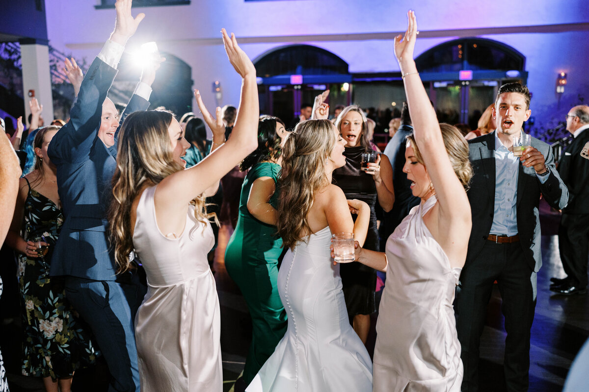 Phoenixville-Foundry-Romantic-Fall-Wedding-Photographer-Reception-Party-Photos_172