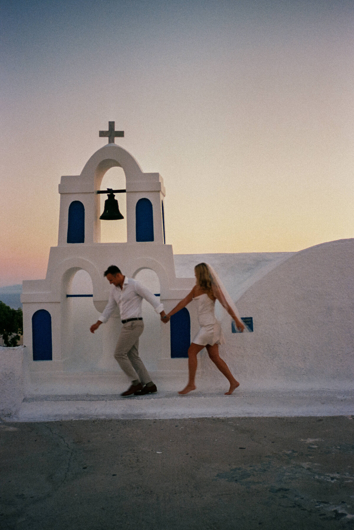 santorini-summer-elopement-film-greece-island-elegant-timeless-vintage-161