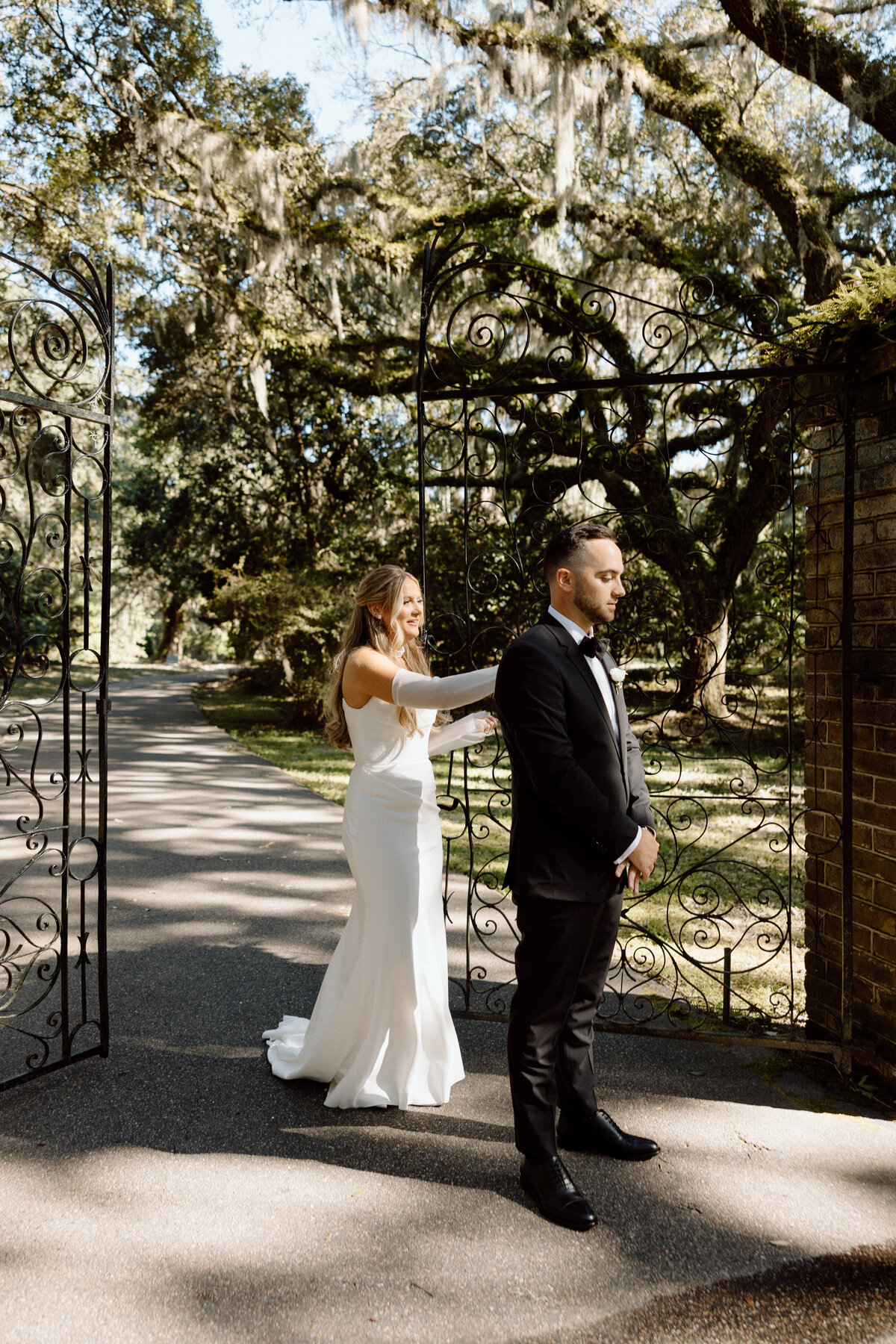 Timeless-Charleston-Tent-Garden-Party-Wedding-PC7A0929