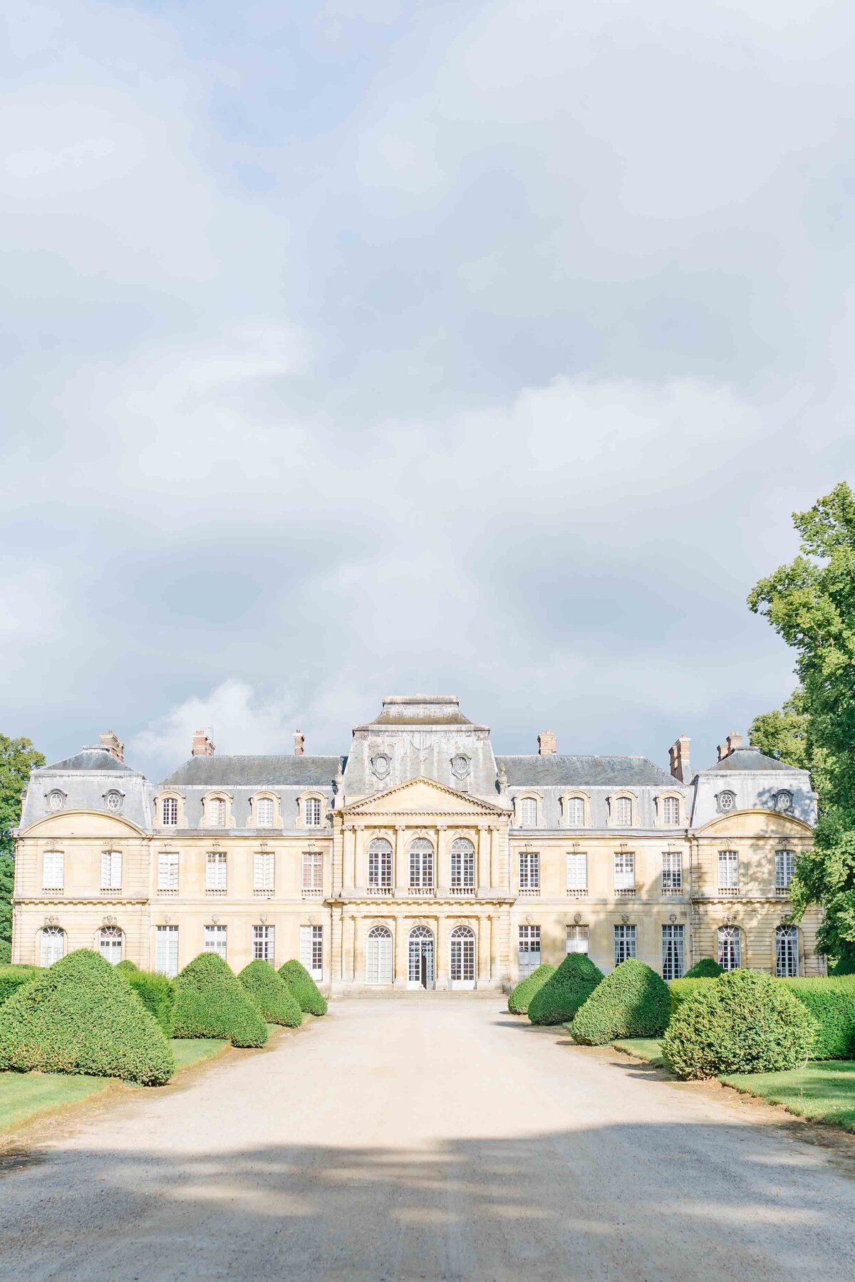 Morgane-Anderson-Events-luxury-destination-wedding-France-1