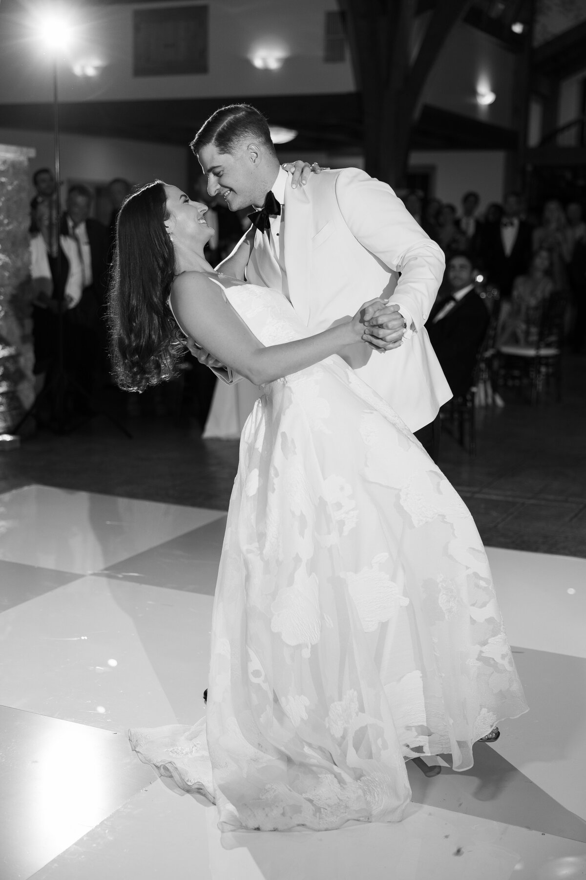 Diana-Brewer_Emily-Calvin_9Reception-211-2