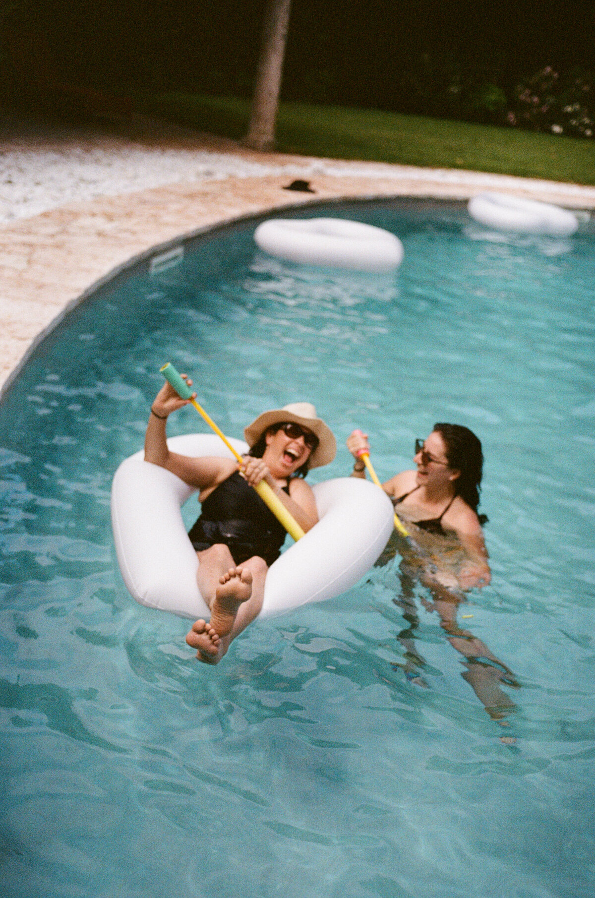 adorlee-weddings-1425-Emily-and-Jake-pool-party-analogue