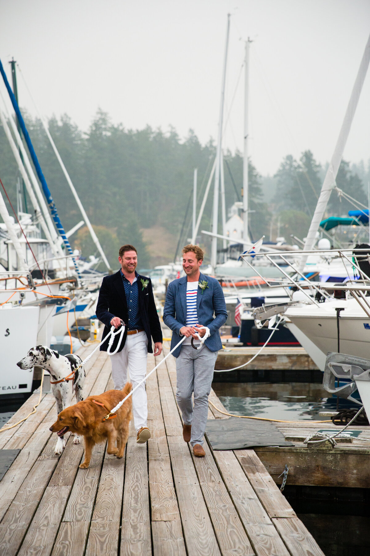 013-elopement-roche-harbor-sailboat-la-vie-photo