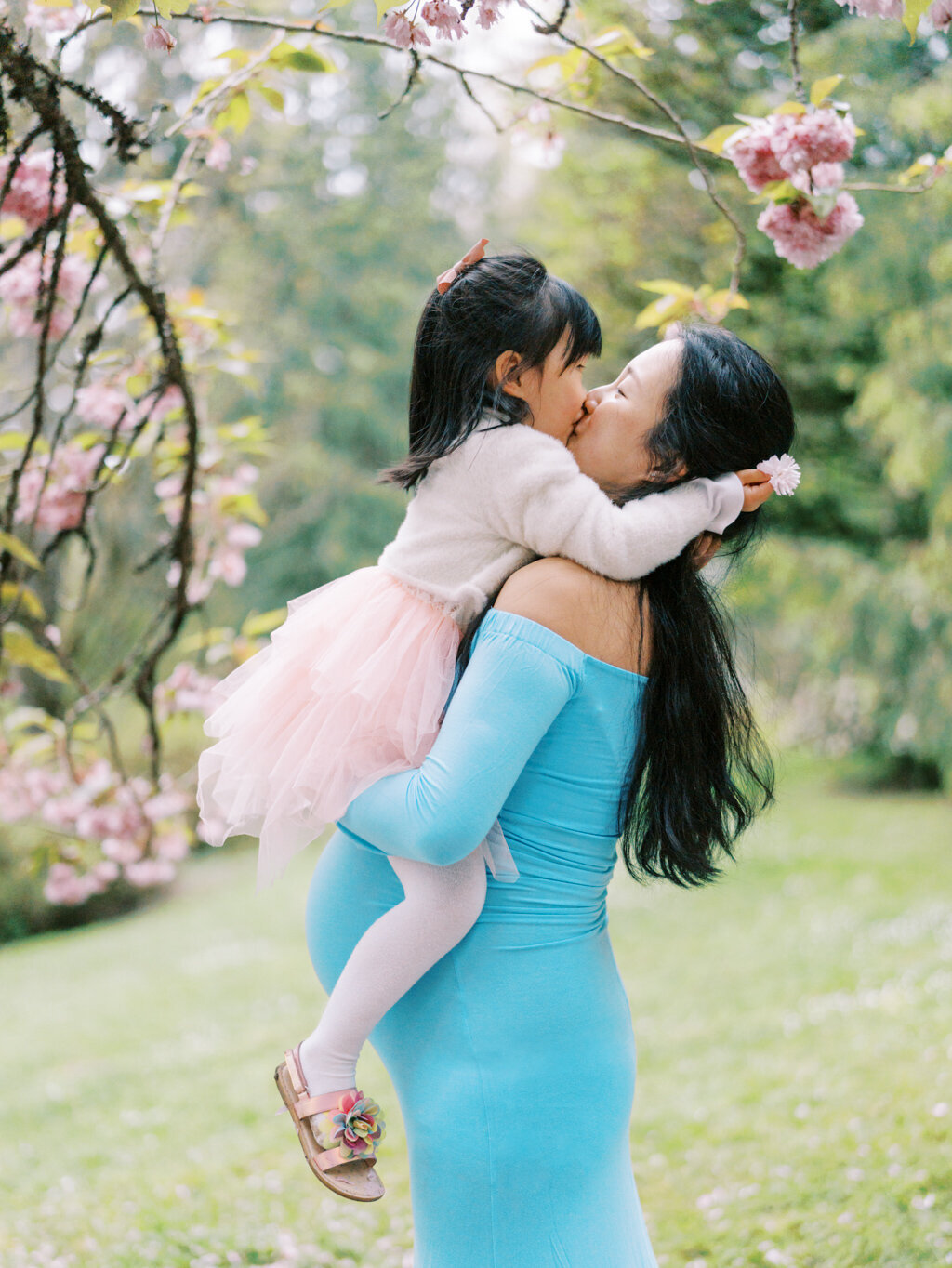 Tanya Zagumenov Washington Park Arboretum Seattle Maternity Session Yanjin-85