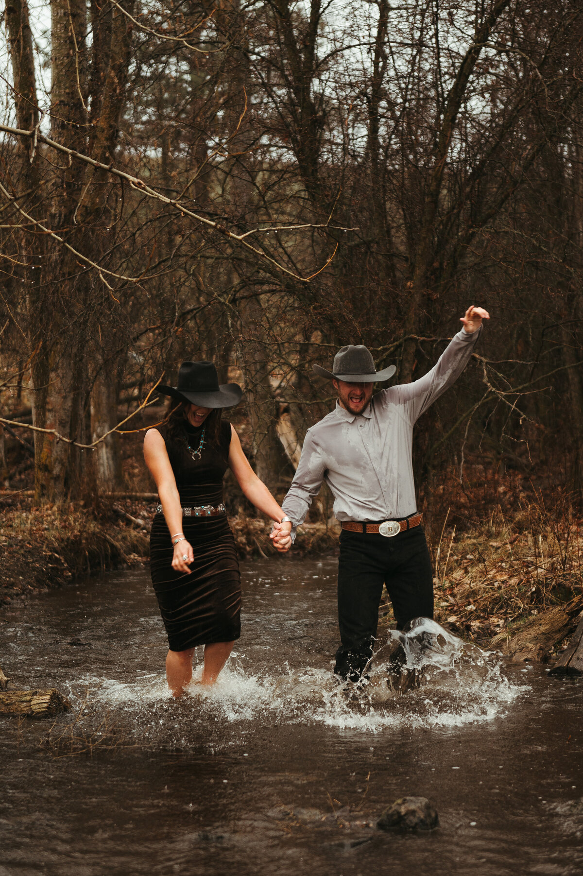 presley-gray-photo-montana-western-style-engagement-4770