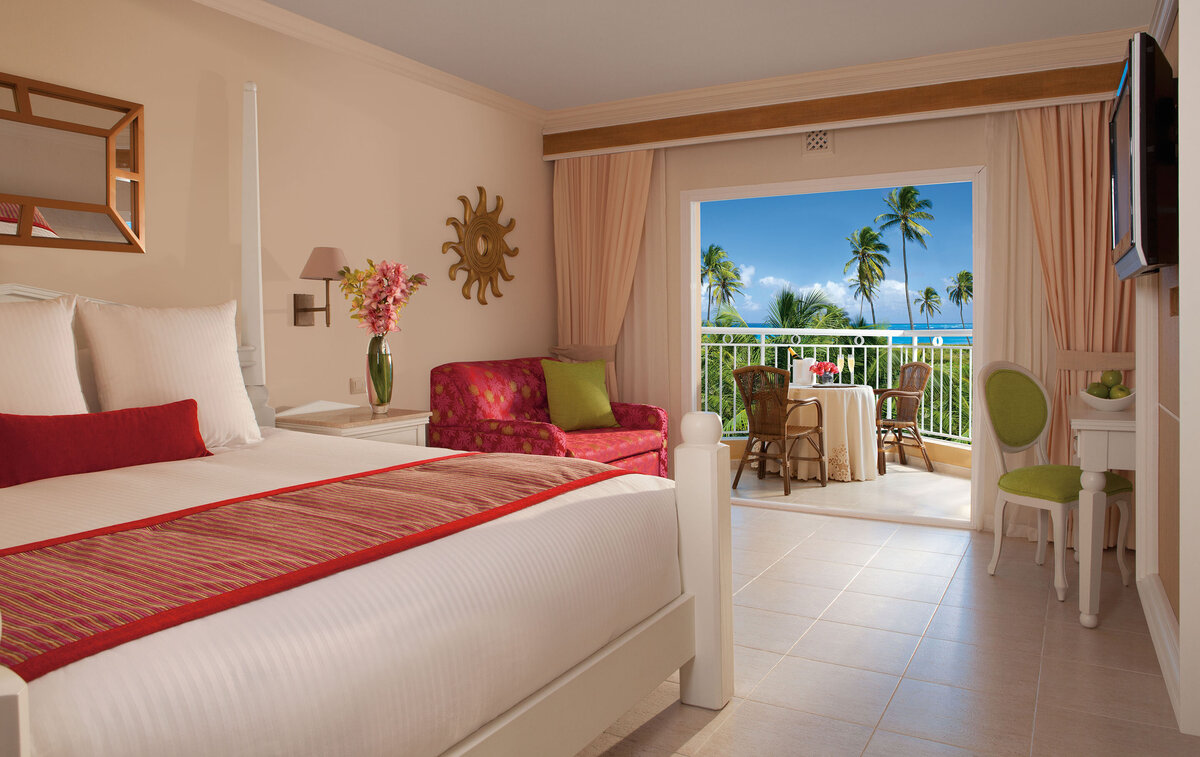 DREPC_Standard-Suite-Tropical-View_2