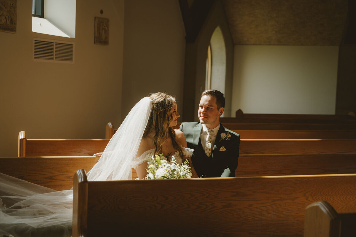 Grand Rapids Michigan Wedding Photographer-3