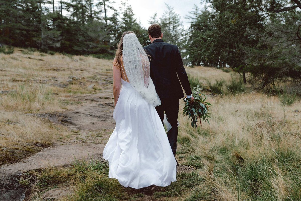 55-SaltSpringWedding-Stasia-Garraway