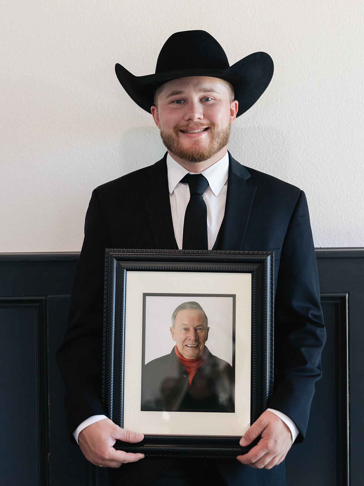 2025-10-11_DykesWeddingPreviews_MollyMurphyPhotography-14