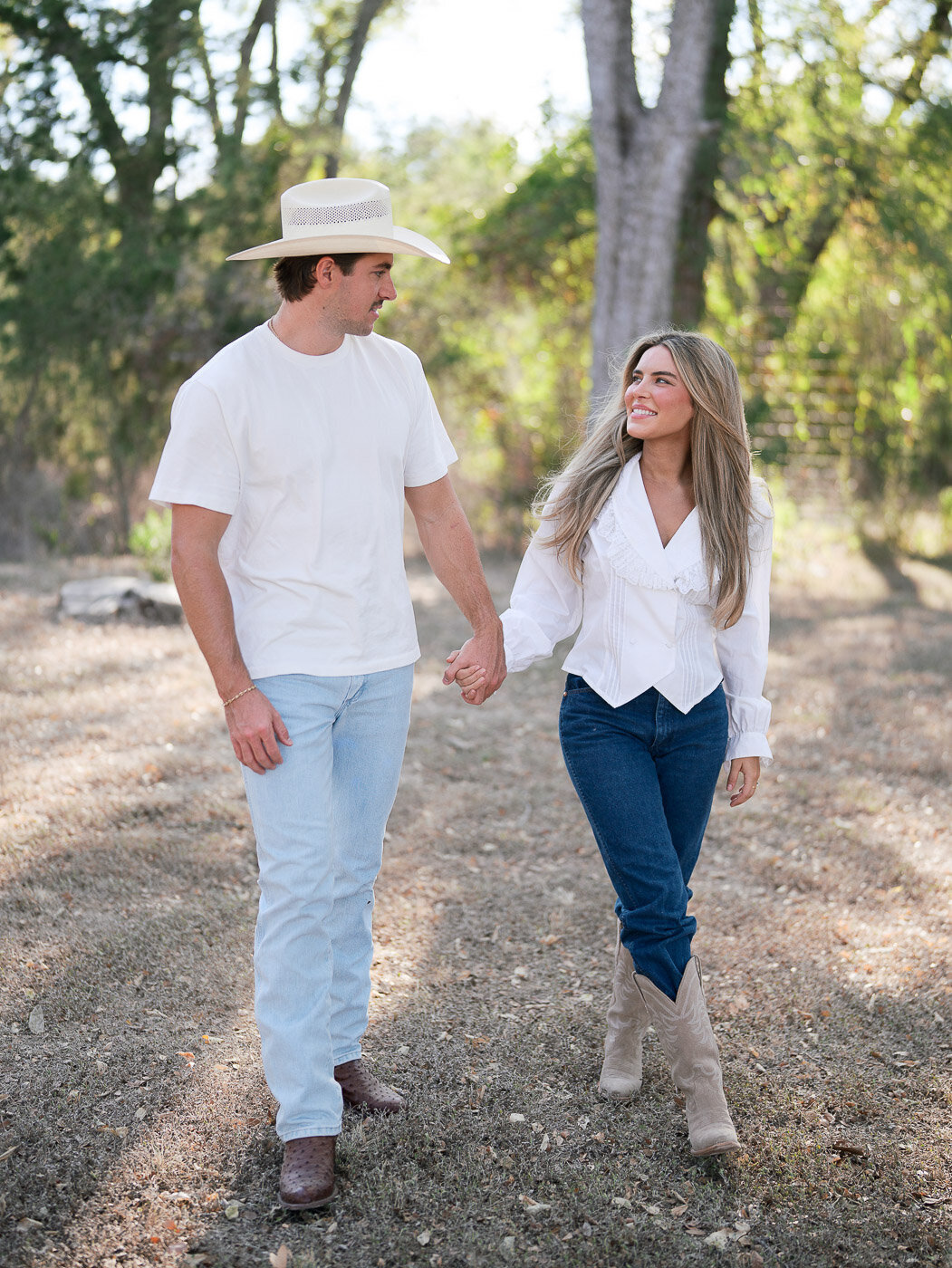Chic Austin Engagement Photos