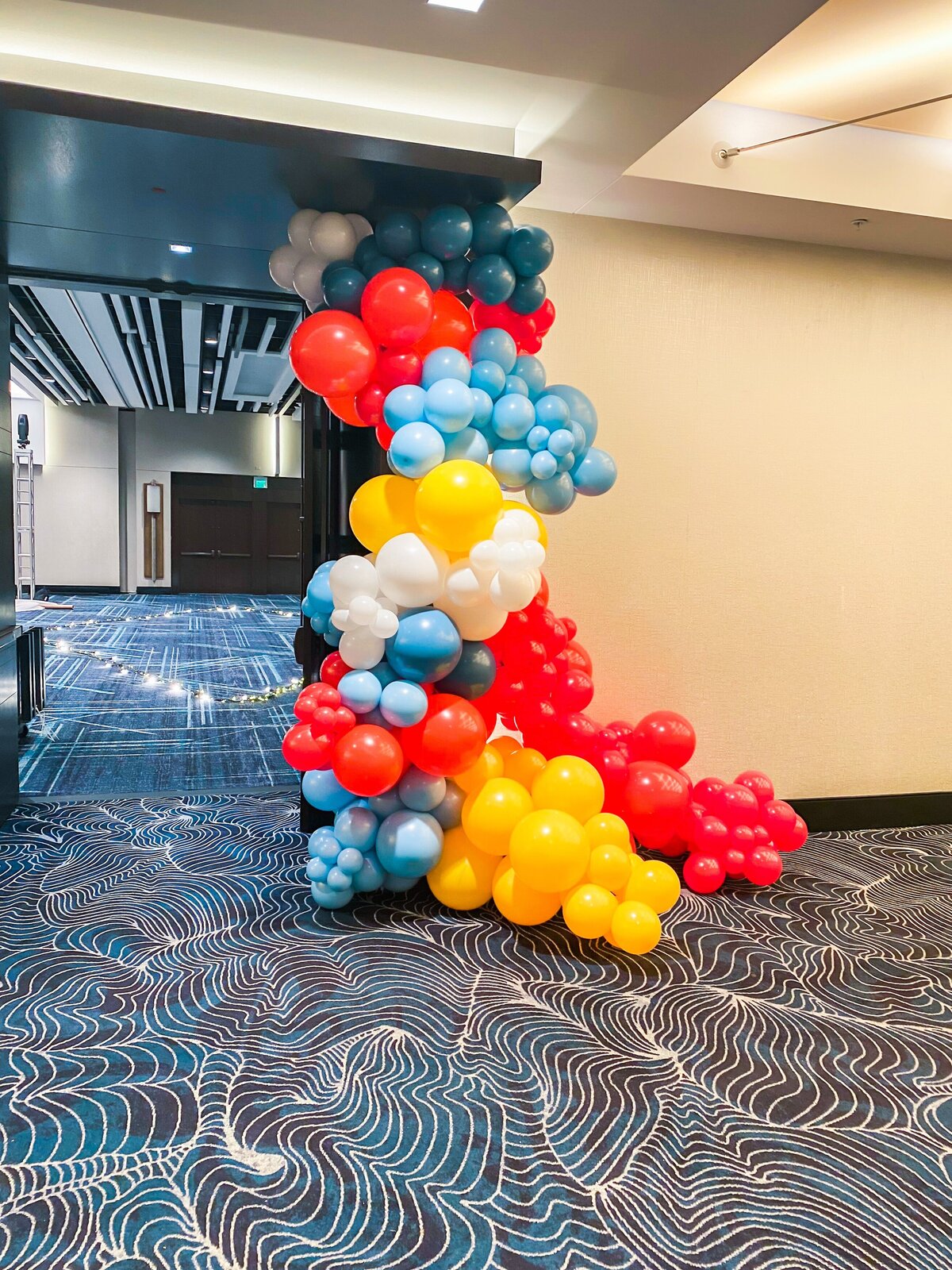 modern-little-events-balloons-nashville