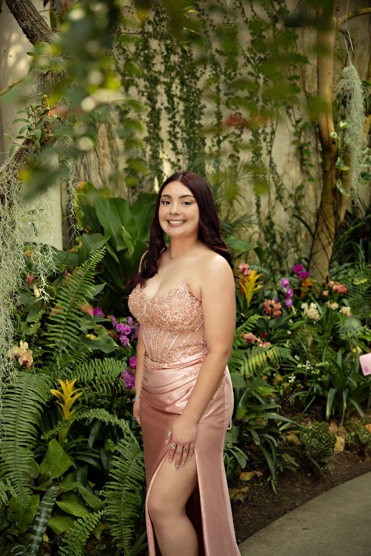 seniorgraduationclassof202520262027bestphotographertudiofamilybirthdaynewbornboyamilynewborngirlfirstbirthdayportraiturephotographystudioportraitsnewborngirlboyfamilyEvaMaganaPhotographychildphotographer (32 of 28)
