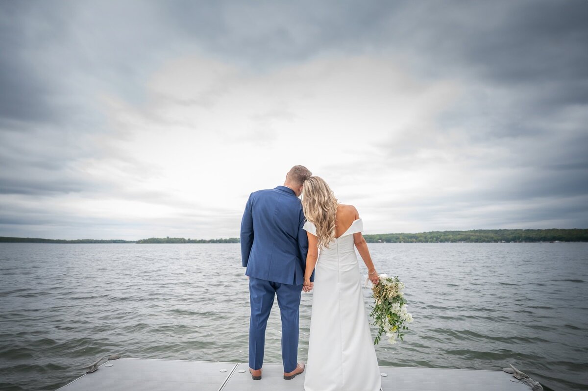 grandrapidsweddingphotographer-mk24-31